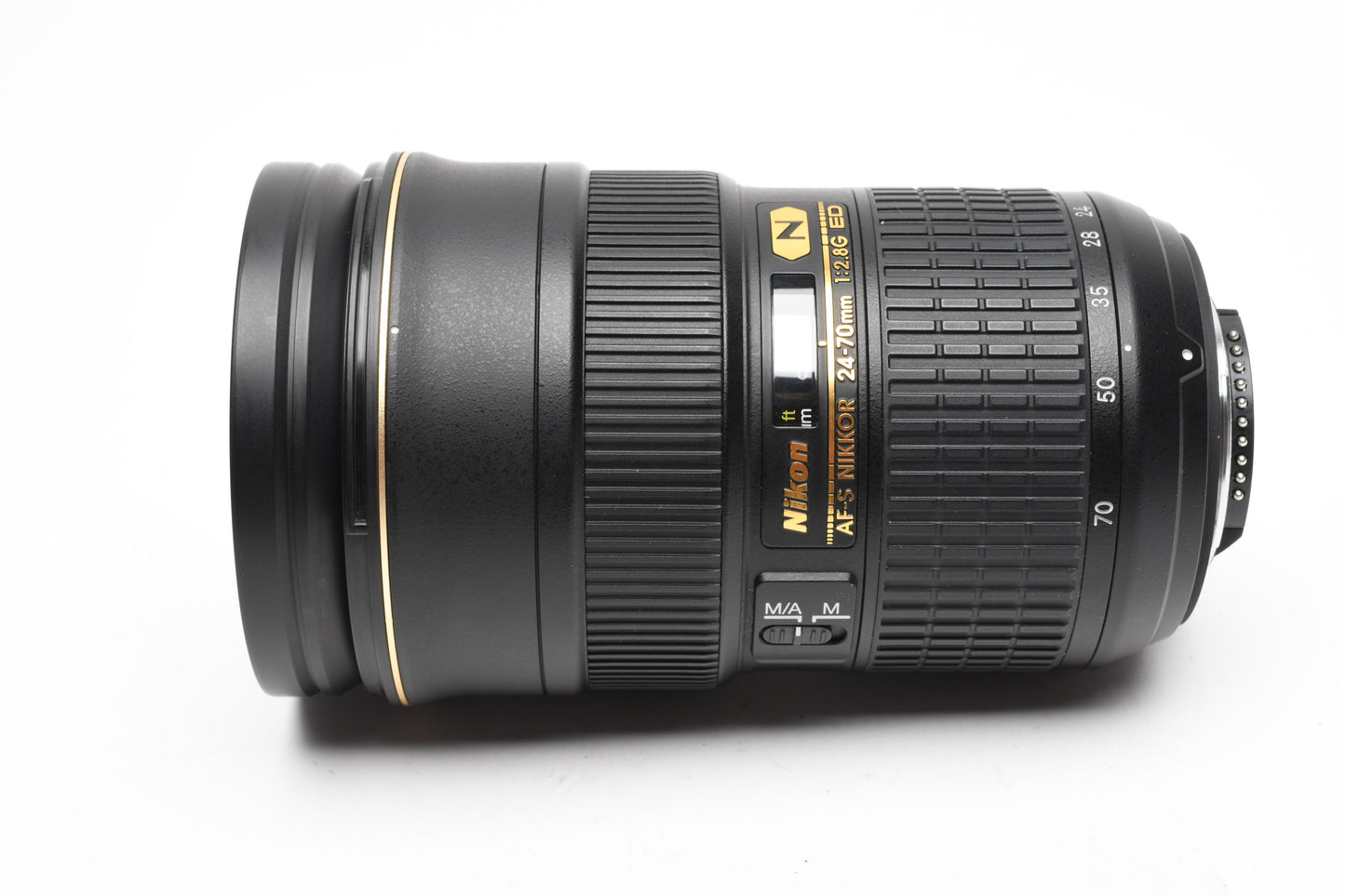 Nikon AFS 24-70mm f2.8G ED SWM Asph. zoom lens, hood, case, Mint-