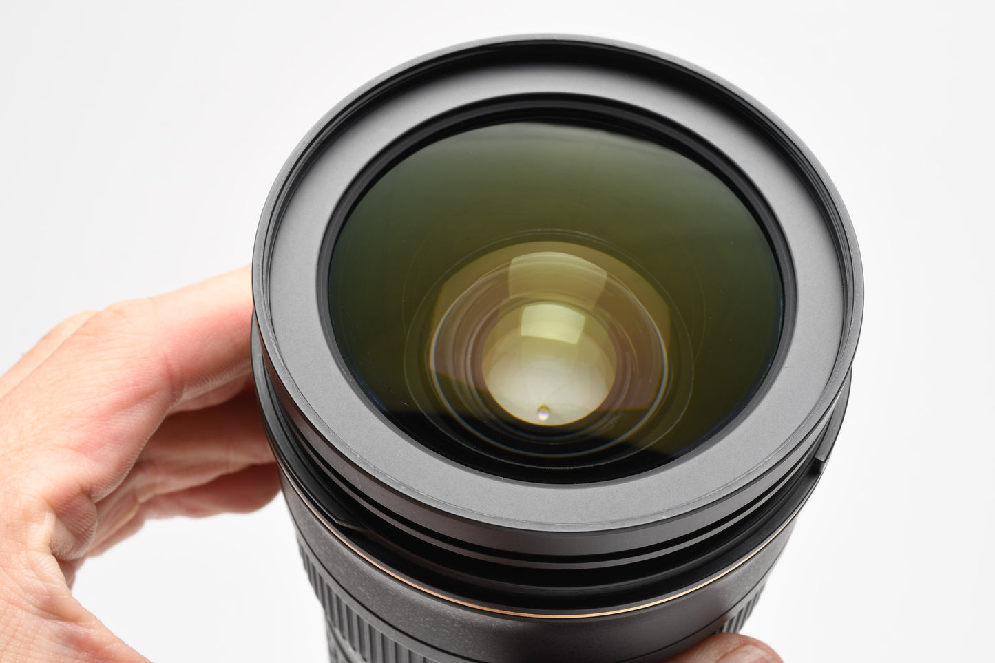 Nikon AFS 24-70mm f2.8G ED SWM Asph. zoom lens, hood, case, Mint-