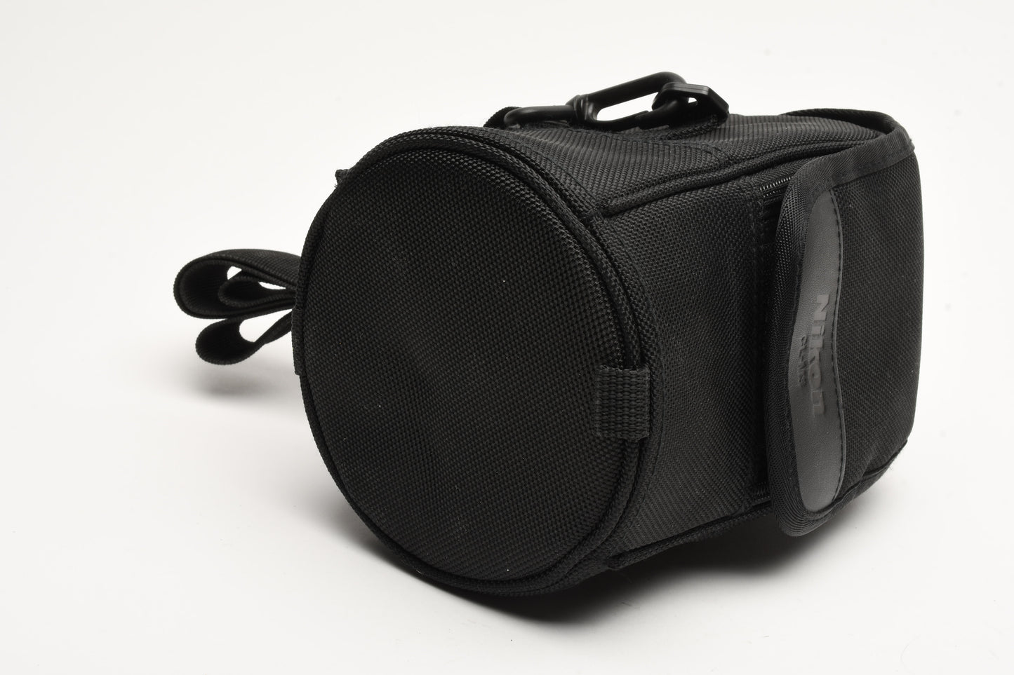 Nikon CL-M3 Padded lens case, Nice & clean w/Strap