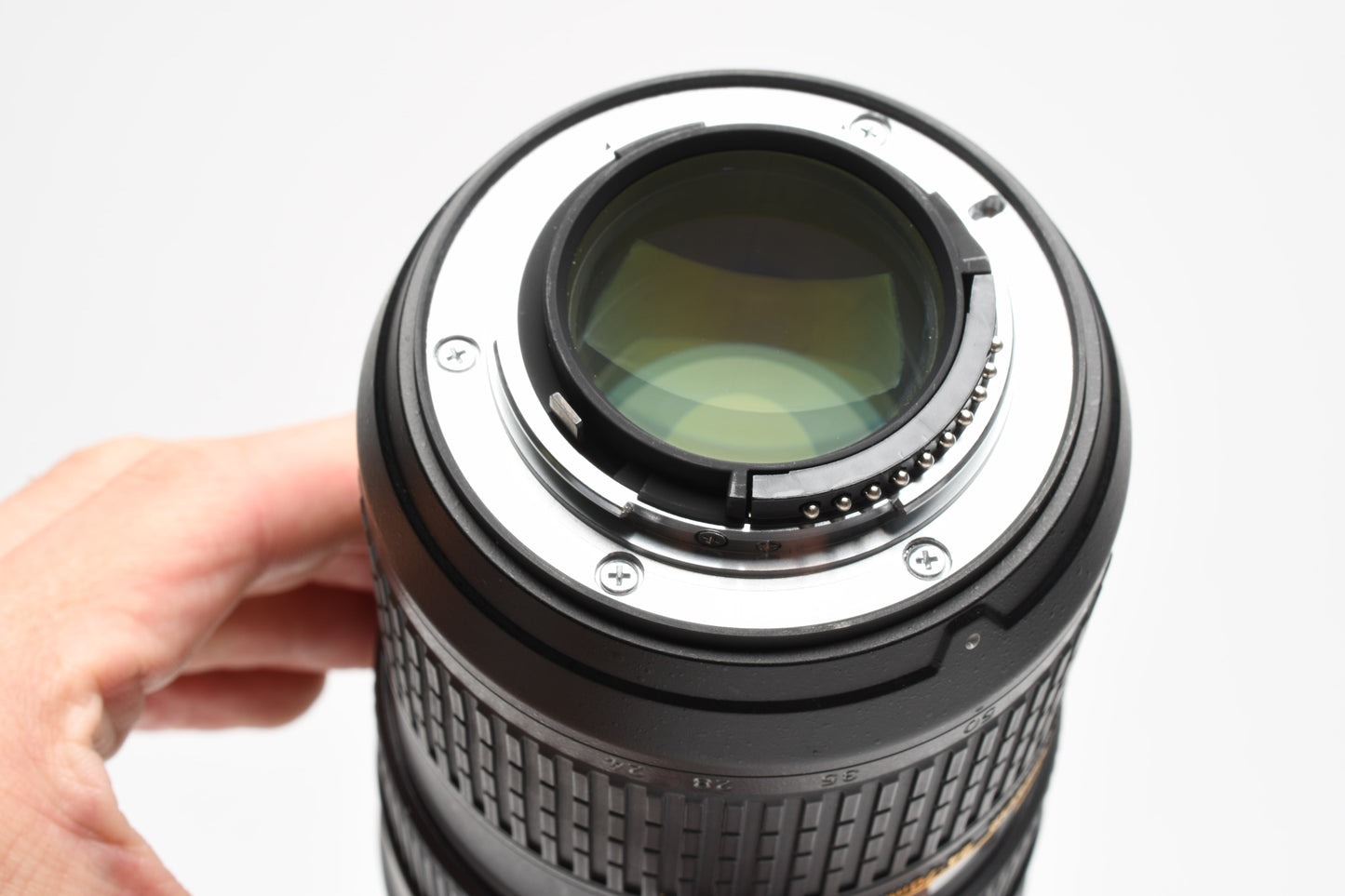 Nikon AFS 24-70mm f2.8G ED SWM Asph. zoom lens, hood, case, Mint-