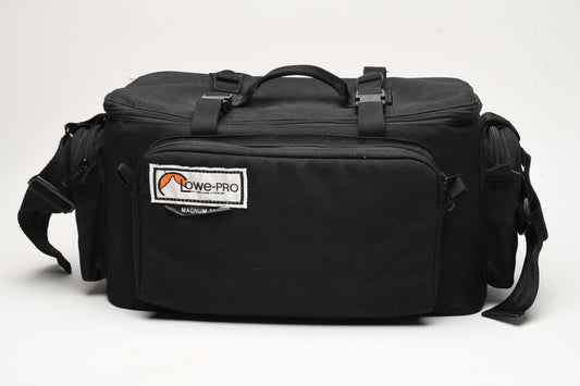Lowepro Magnum 35 Shoulder bag (Black) w/Inserts, Clean, Great!