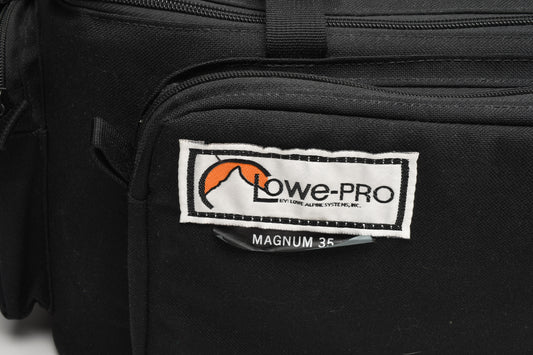 Lowepro Magnum 35 Shoulder bag (Black) w/Inserts, Clean, Great!
