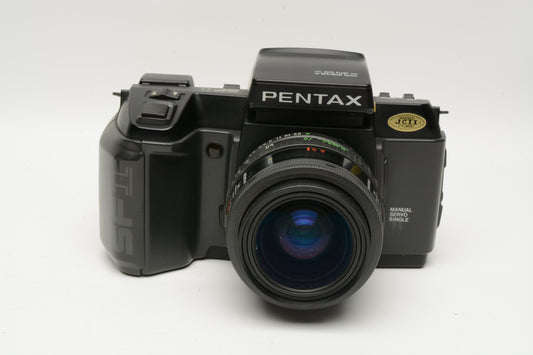 Pentax SF-1 35mm SLR w/AF 35-70mm f3.5-4.5 zoom, tested, good! *Read