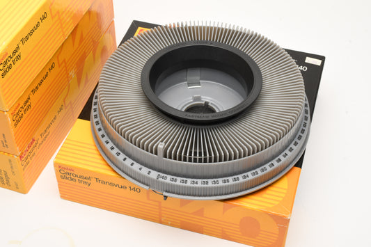 4X Kodak Carousel 140 trays, Nice & clean w/round lids