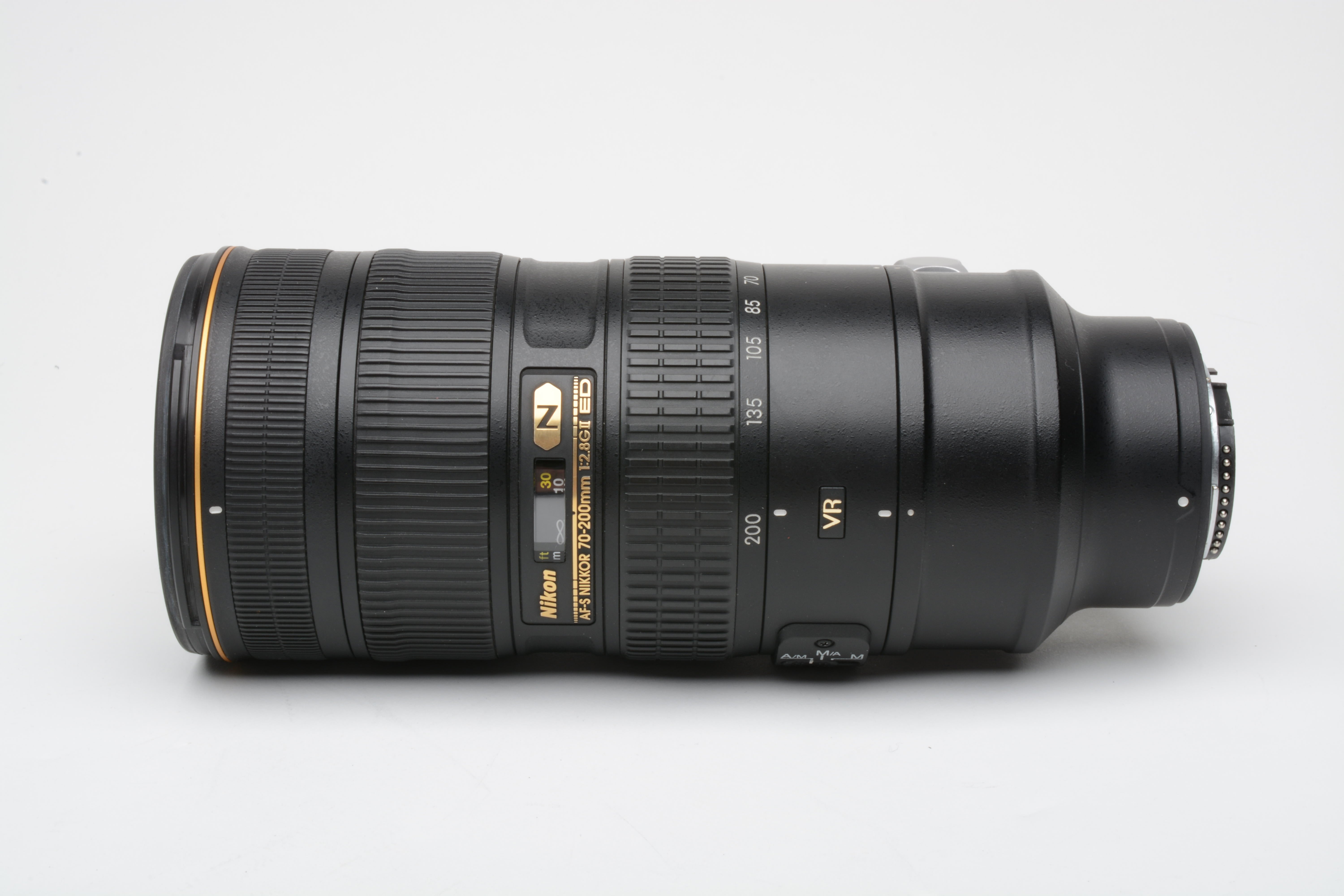 Nikon AF-S Nikkor 70-200mm f2.8G II ED VR zoom lens, hood, caps, case –  RecycledPhoto