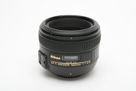 Nikon AF-S Nikkor 50mm f1.4G Lens, caps, pouch, UV filter, clean & sharp!