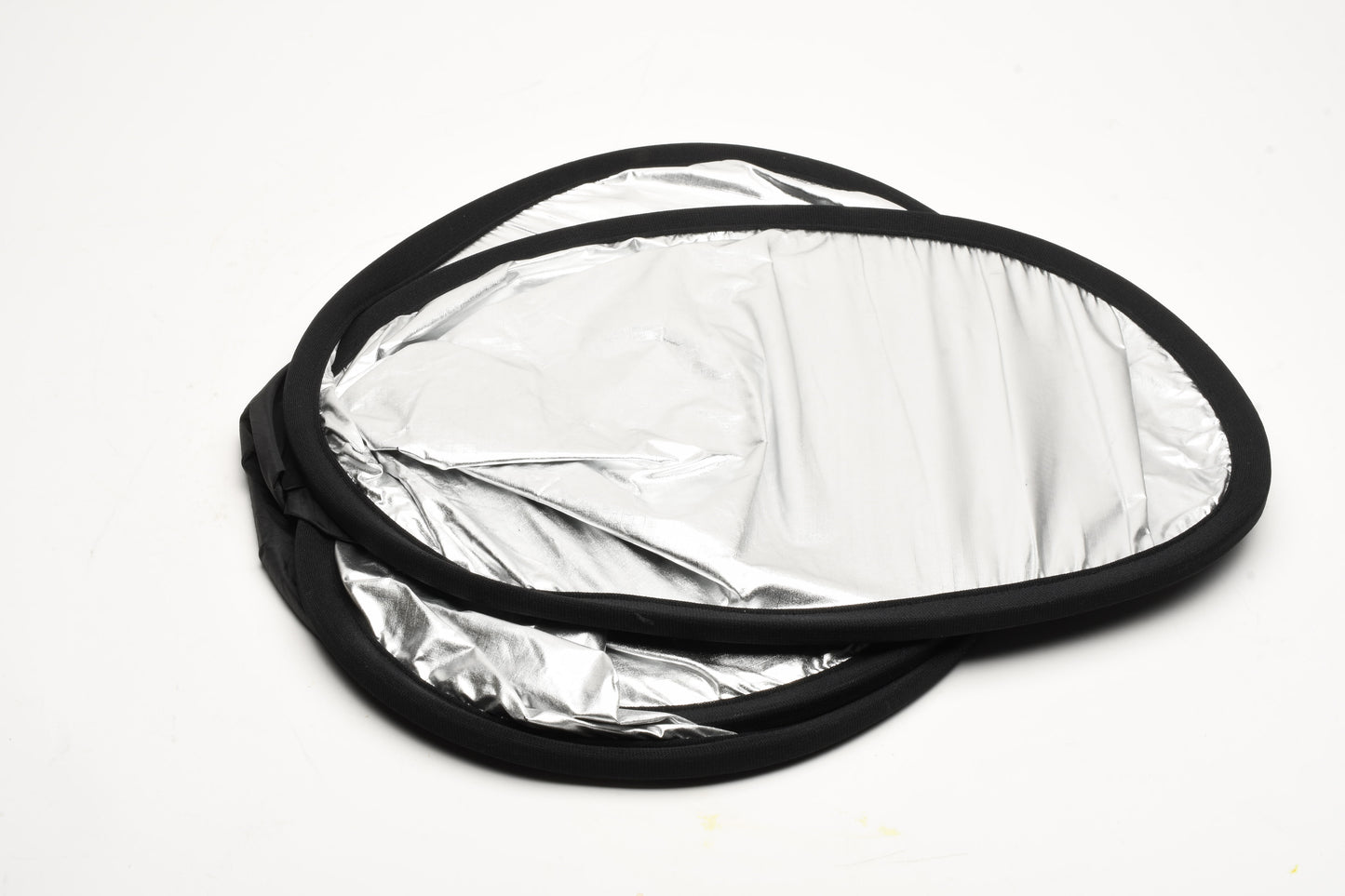 Visual Departures Flex Fill Silver / Black ~40"