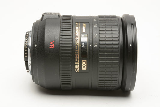 Nikon AF-S Nikkor 18-200mm f/3.5-5.6 G ED DX VR w/Hood+Caps, Clean