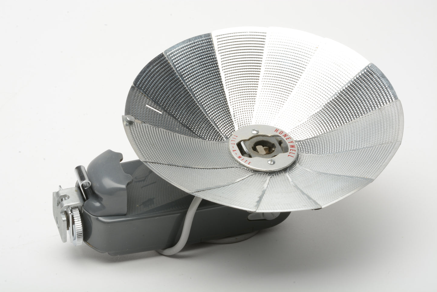 Honeywell Tilt-A-Mite flash reflector in case, nice & clean