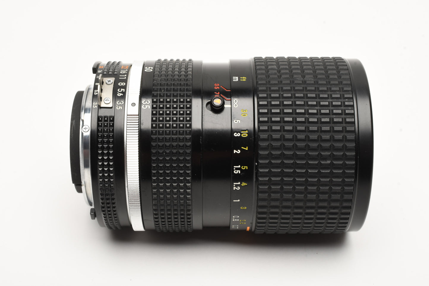 Nikon Nikkor 35-70mm f3.5 AI-S zoom lens w/Macro, clean and sharp
