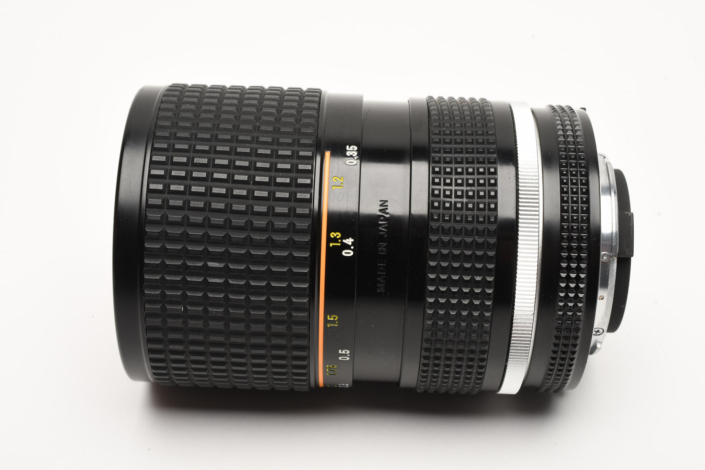 Nikon Nikkor 35-70mm f3.5 AI-S zoom lens w/Macro, clean and sharp