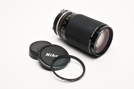 Nikon Nikkor 35-200mm f3.5-4.5 AI-S zoom lens w/Macro + L37c, clean & sharp