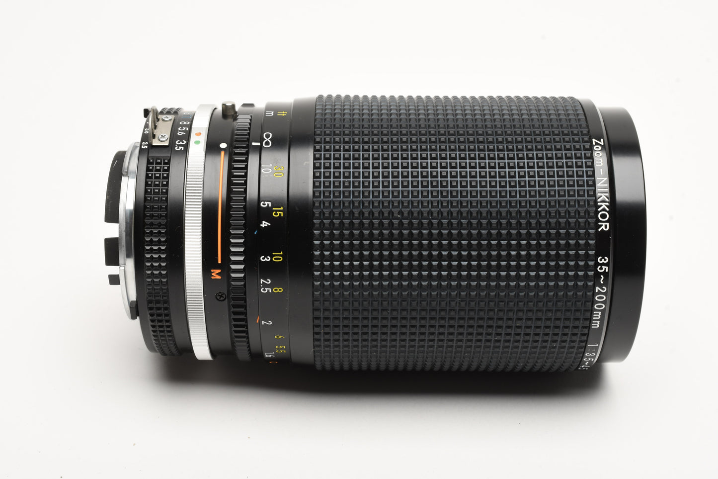 Nikon Nikkor 35-200mm f3.5-4.5 AI-S zoom lens w/Macro + L37c, clean & sharp