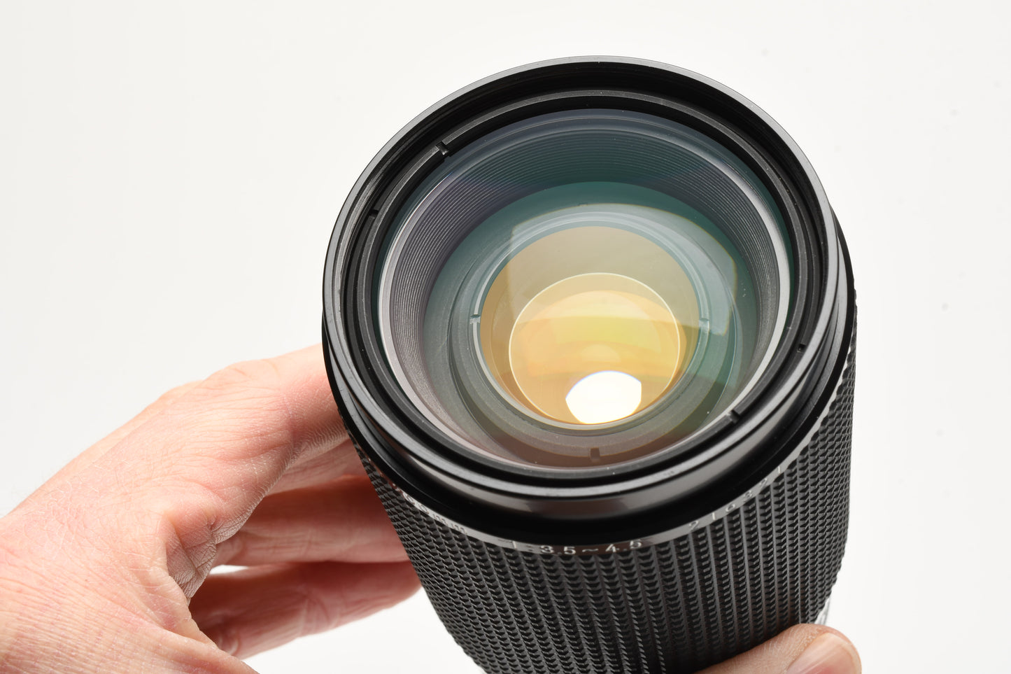 Nikon Nikkor 35-200mm f3.5-4.5 AI-S zoom lens w/Macro + L37c, clean & sharp