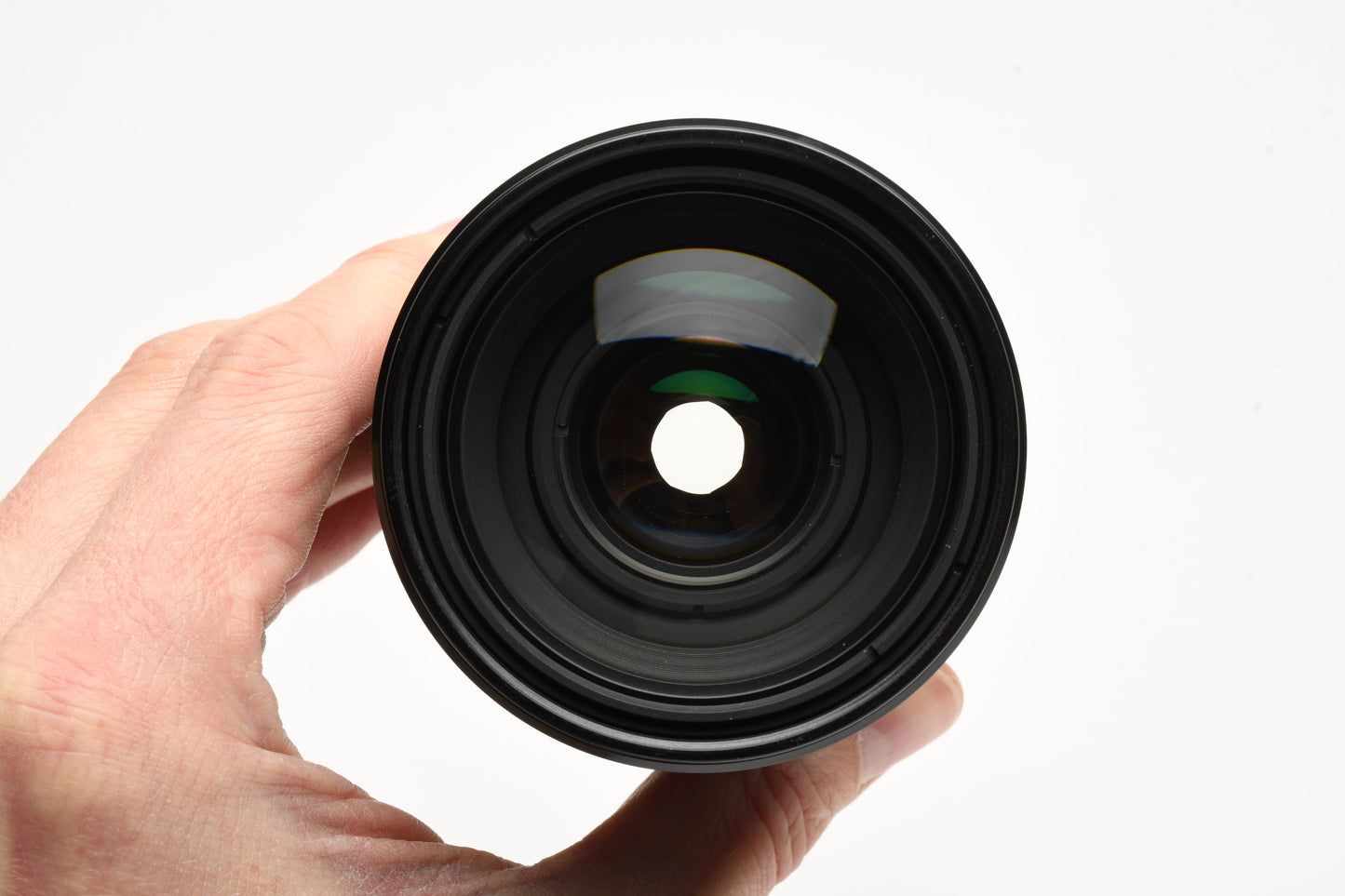 Nikon Nikkor 35-200mm f3.5-4.5 AI-S zoom lens w/Macro + L37c, clean & sharp