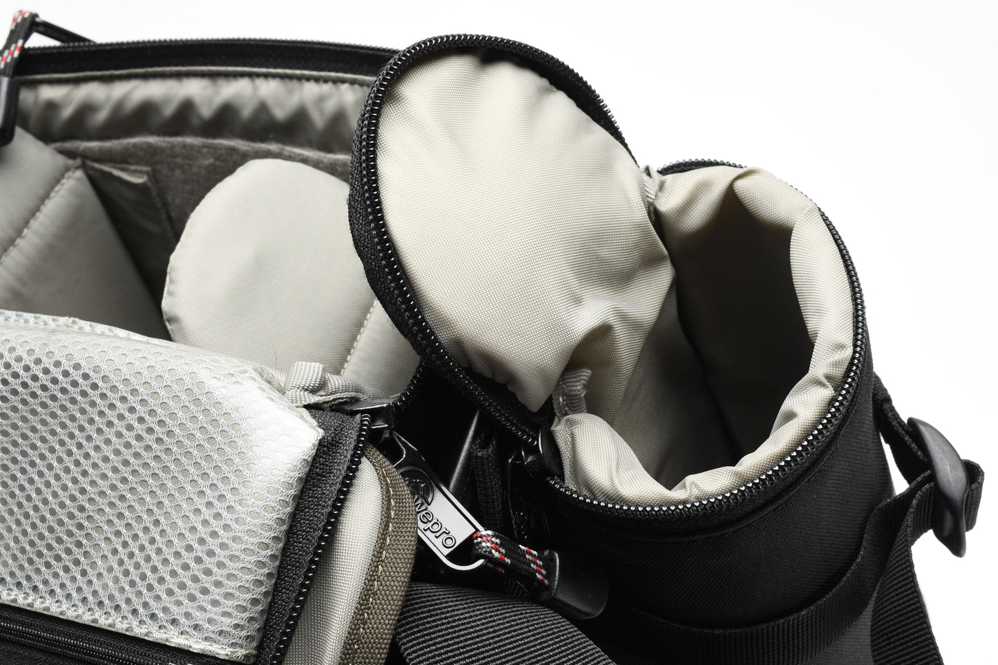 LowePro OffRoad w/2X side lens compartments, very clean