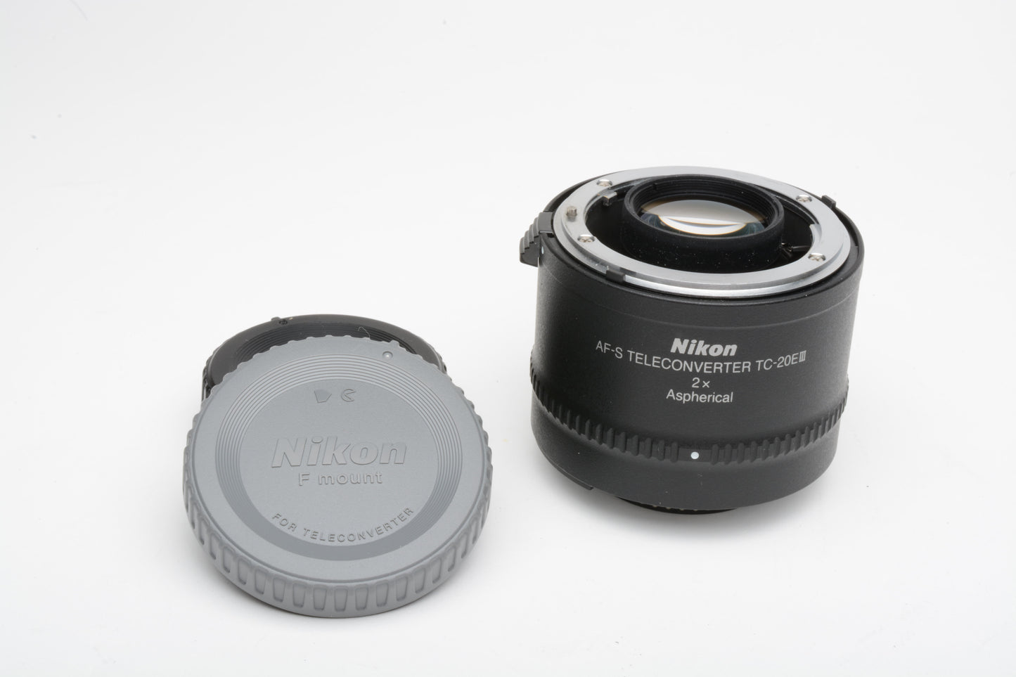 Nikon AF-S TC-20E III 2X Aspherical Teleconverter TC20EIII, Mint-