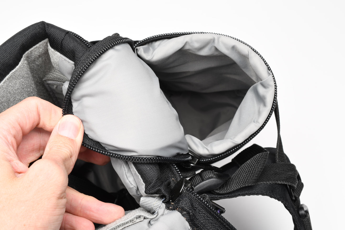 LowePro OffTrail 2 w/2X side lens compartments, very clean