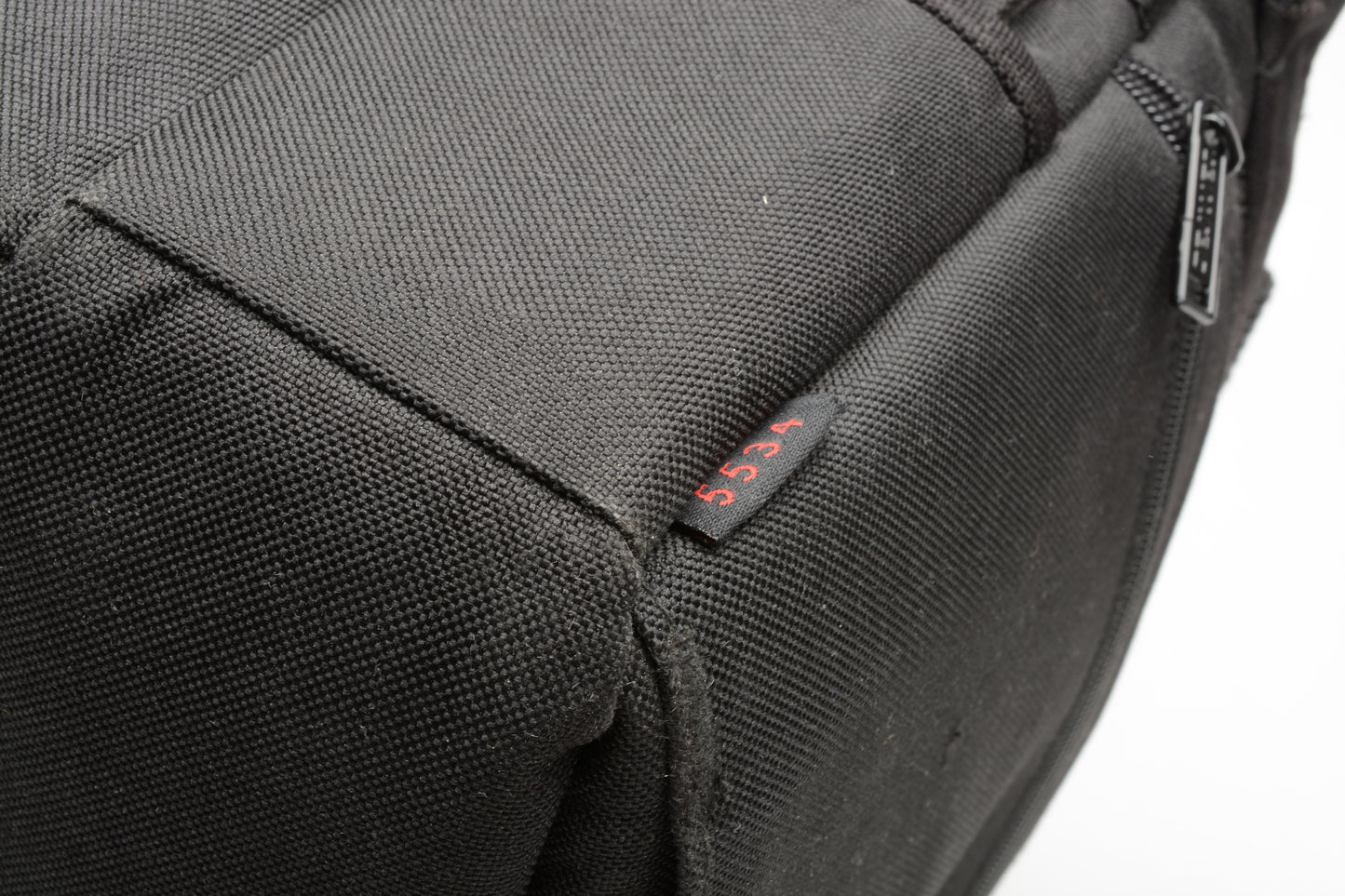 Tamrac 5534 Adventure Messenger 4 (Gray/Black), Nice