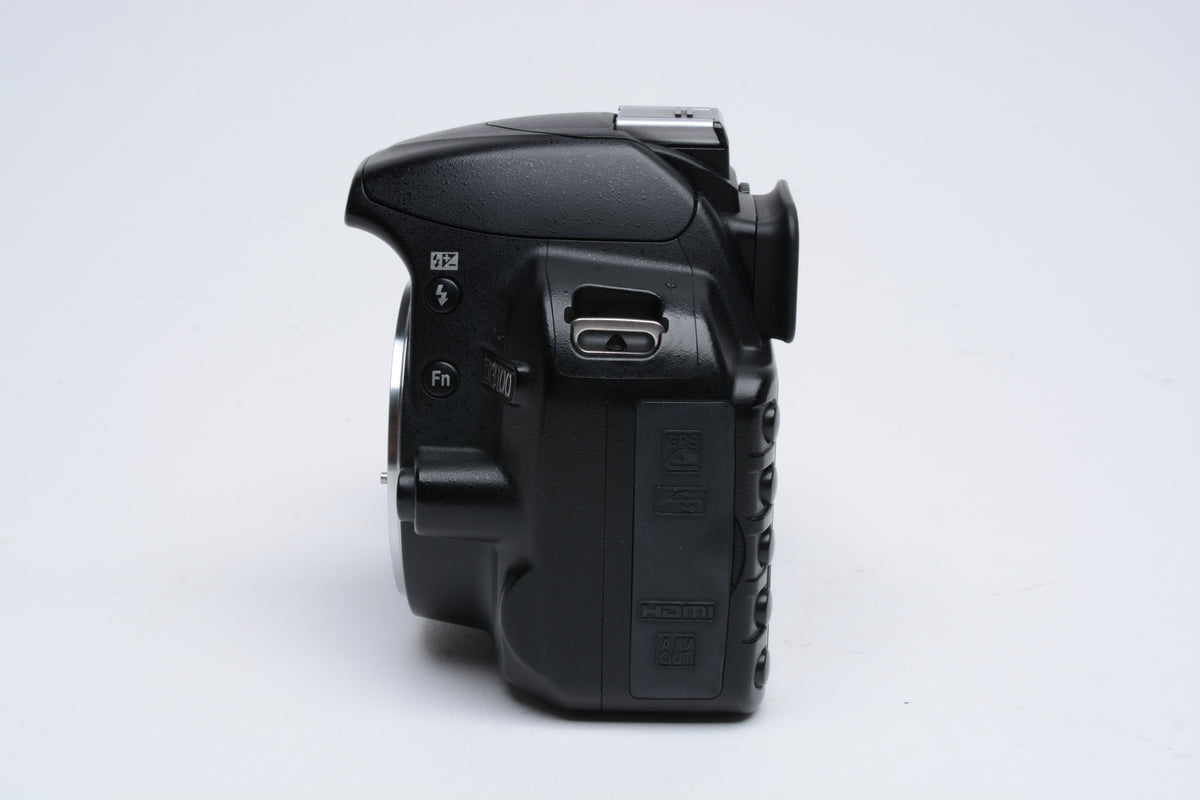 Nikon D3100 DSLR w/ AF-S Nikkor 18-55mm f3.5-5.6G VR Boxed Kit