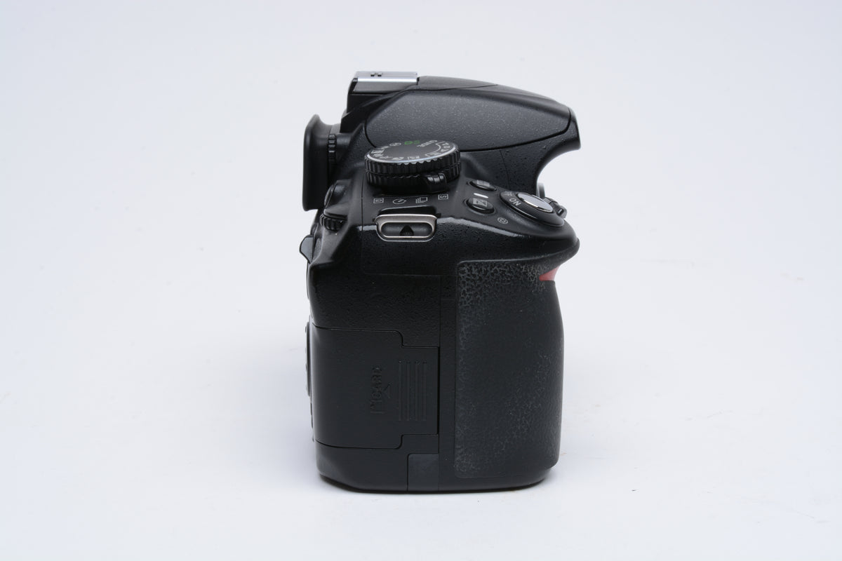 Nikon D3100 DSLR w/ AF-S Nikkor 18-55mm f3.5-5.6G VR Boxed Kit