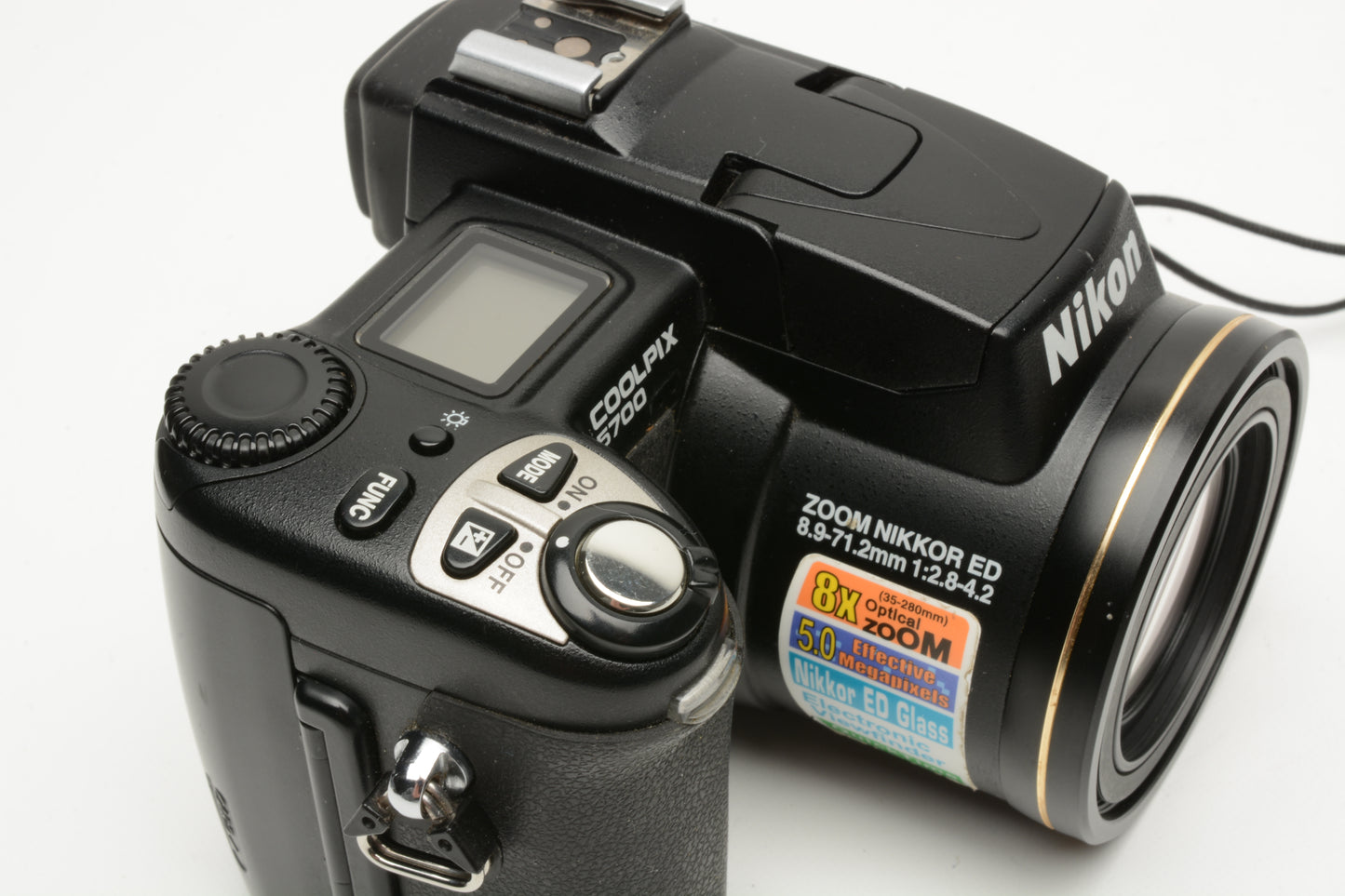 Nikon Coolpix 5700 5MP Digital Point&Shoot camera, CF+case, tested