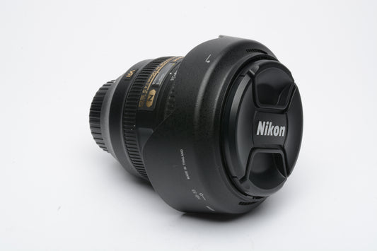 Nikon AF-S Nikkor 24-120mm F4 G ED N Versatile zoom lens, hood+caps, Mint-