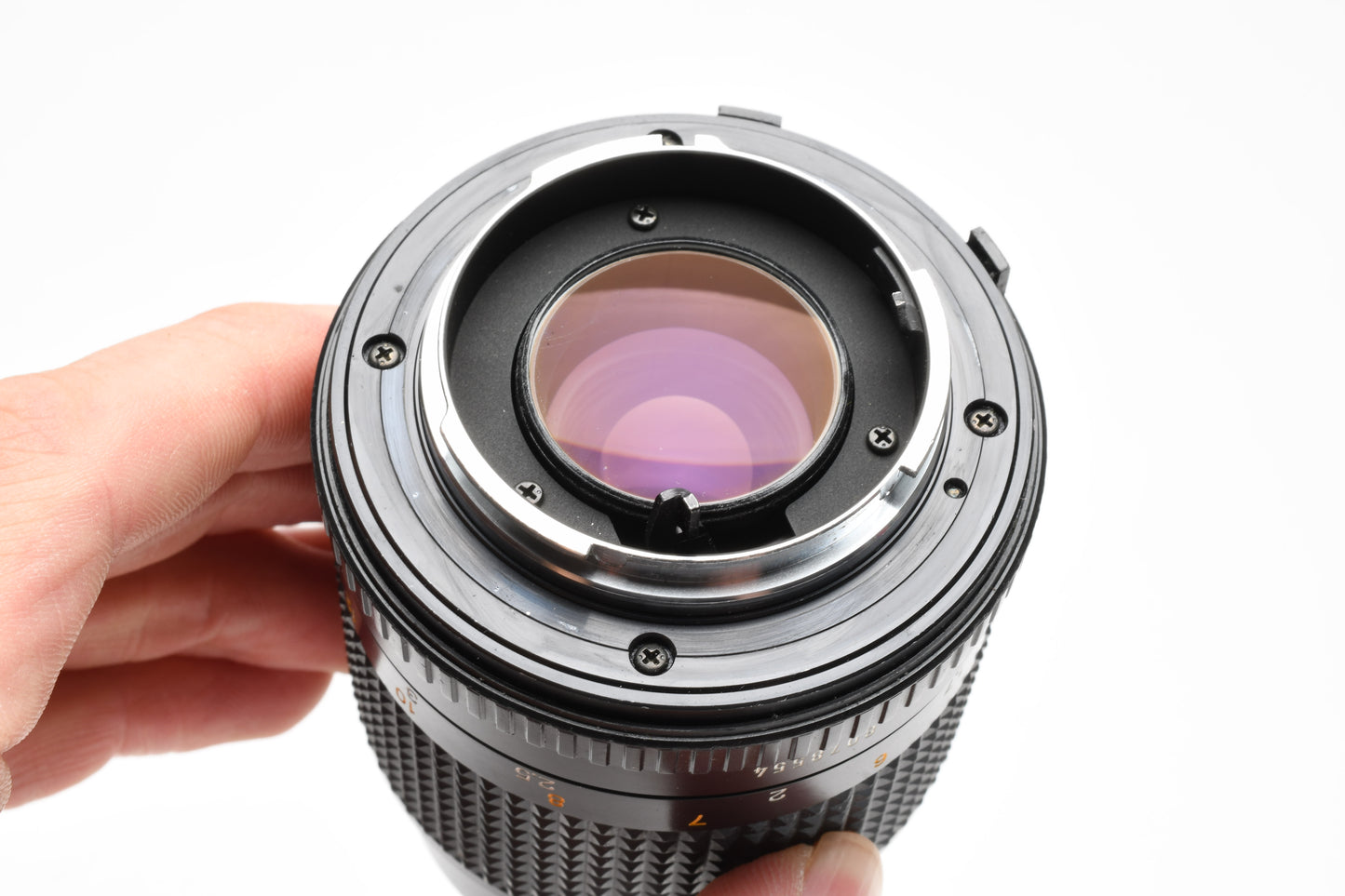 Minolta MD 135mm f3.5 portrait lens w/caps, clean and sharp