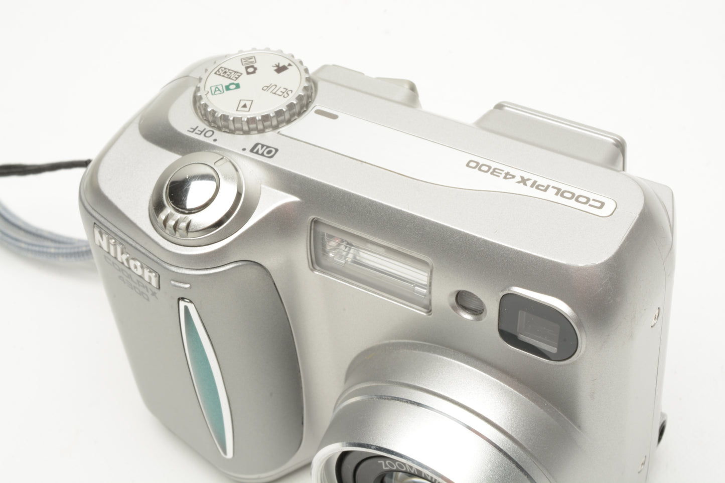 Nikon Coolpix 4300 4MP Digital Point&Shoot camera, Batt+charger+CF, Tested