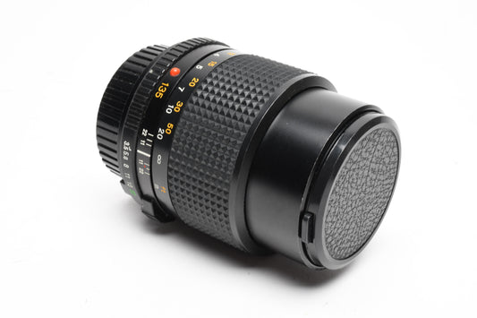 Minolta MD 135mm f3.5 portrait lens w/caps, clean and sharp