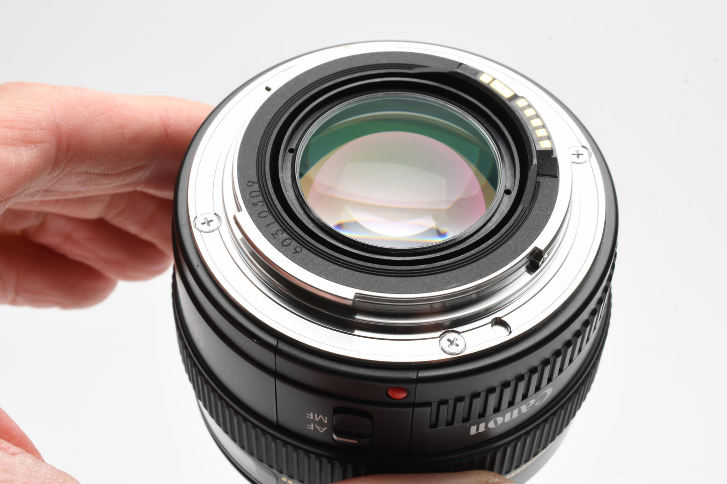 Canon EF 50mm f1.4 USM Lens, Caps, Mint- +UV & ES-71 II lens hood