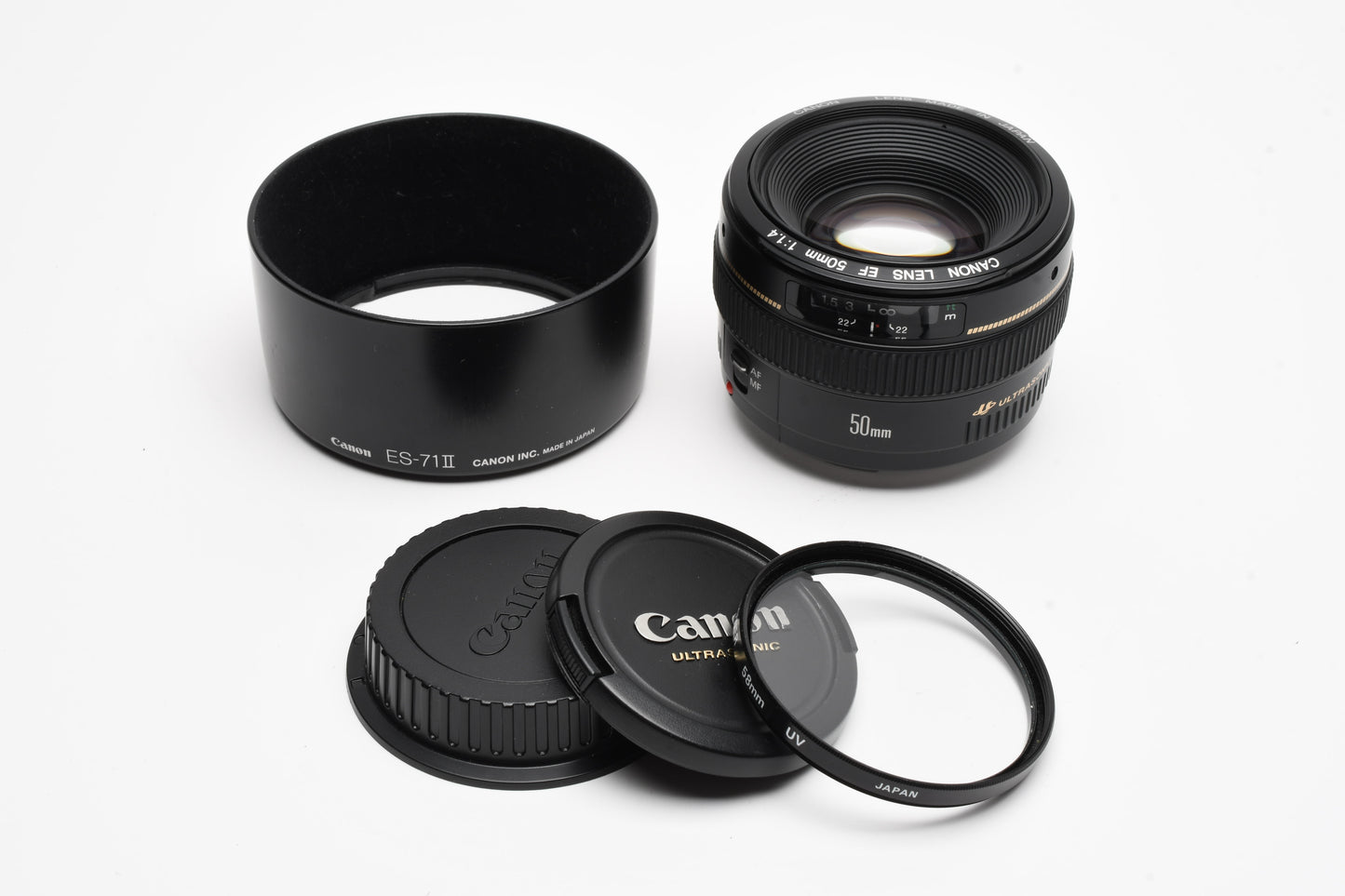 Canon EF 50mm f1.4 USM Lens, Caps, Mint- +UV & ES-71 II lens hood