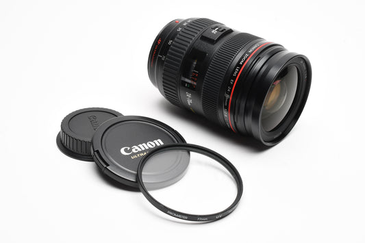 Canon EF 24-70mm f2.8L USM zoom lens + UV, Pouch, Great!