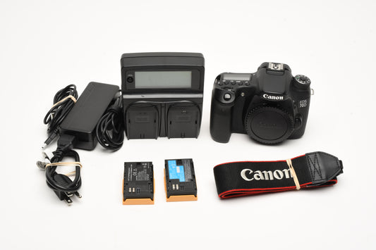Canon EOS 70D DSLR Body w/2 Batts, Dual charger, strap, Only 3473 Acts!