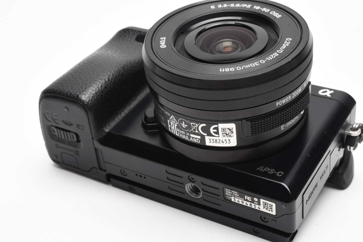 Sony A6400 Mirrorless w/16-50mm zoom, batt, charger, Only 2893 Acts!