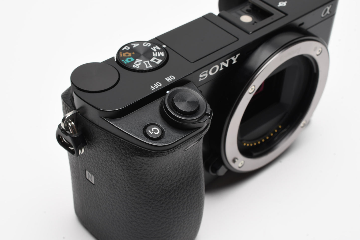 Sony A6000 Mirrorless Body, Batt, USB, Block, Only 3833 Acts!