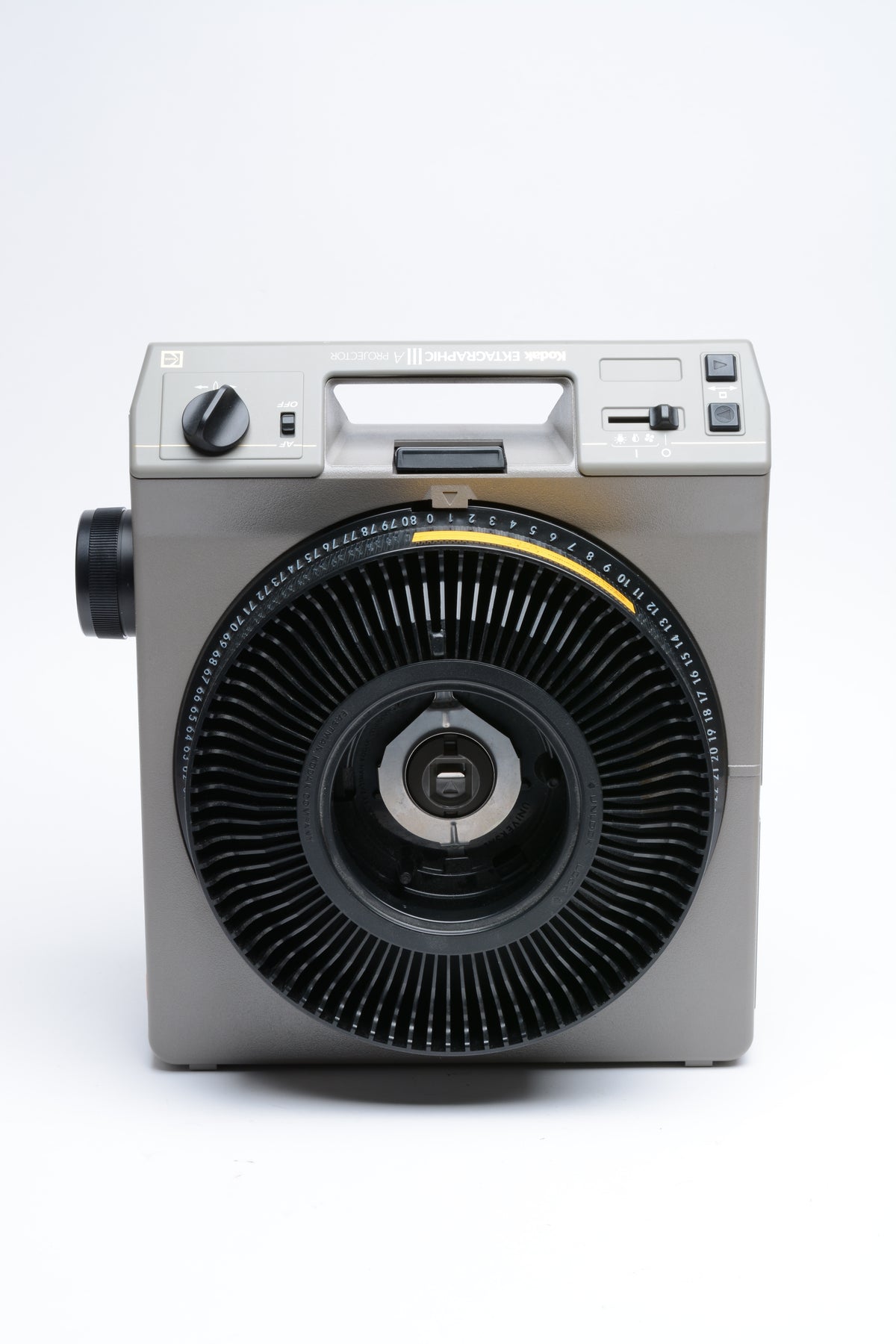 Kodak Ektagraphic IIIA Carousel slide projector, Schneider lens, tray, remote, Very clean, tested