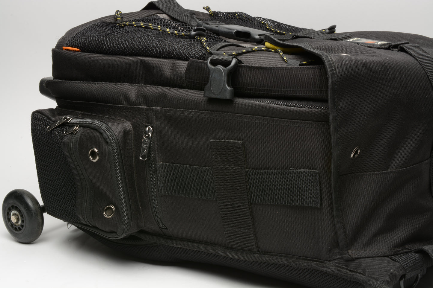 Ape Case ACPRO4000 w/trolley, Very clean, Great camera backpack, *Read