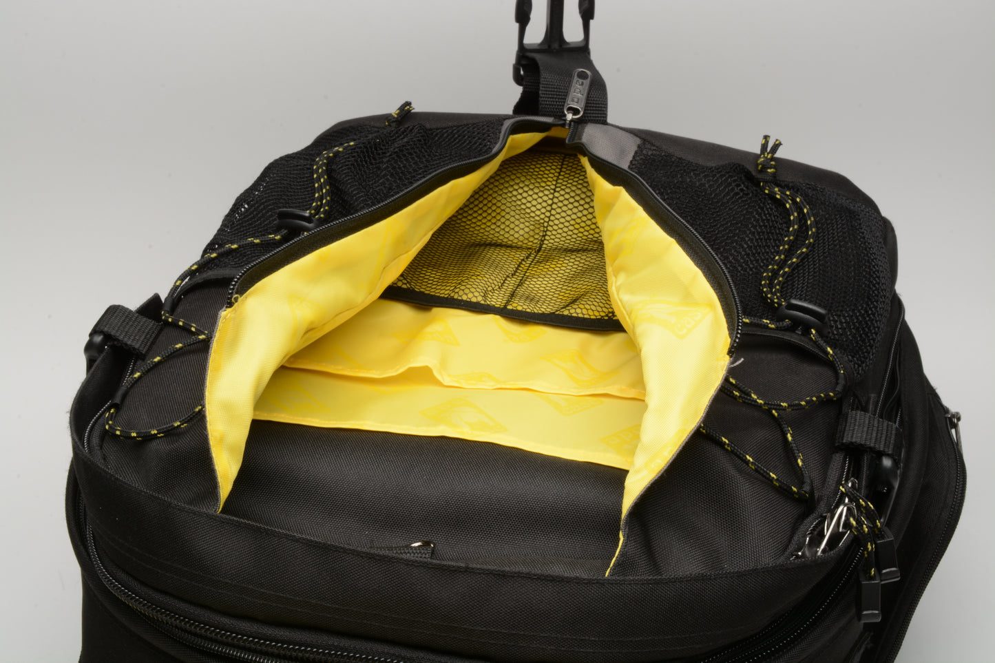 Ape Case ACPRO4000 w/trolley, Very clean, Great camera backpack, *Read