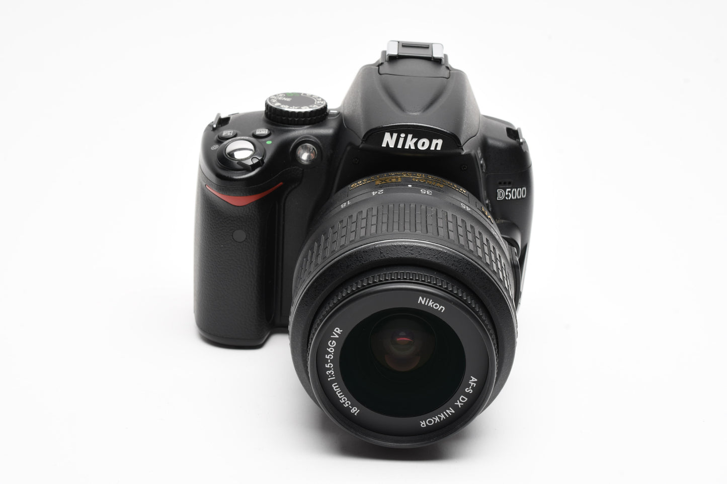 Nikon D5000 DSLR w/Nikkor 18-55mm F3.5-5.6G VR lens, 4K Acts, Clean!