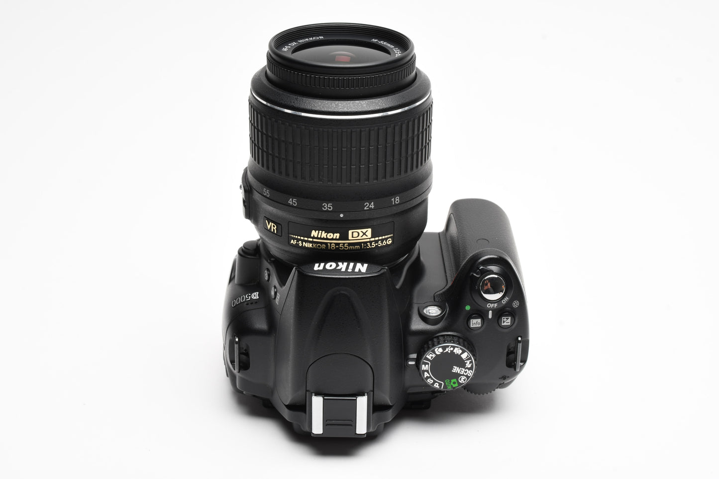 Nikon D5000 DSLR w/Nikkor 18-55mm F3.5-5.6G VR lens, 4K Acts, Clean!
