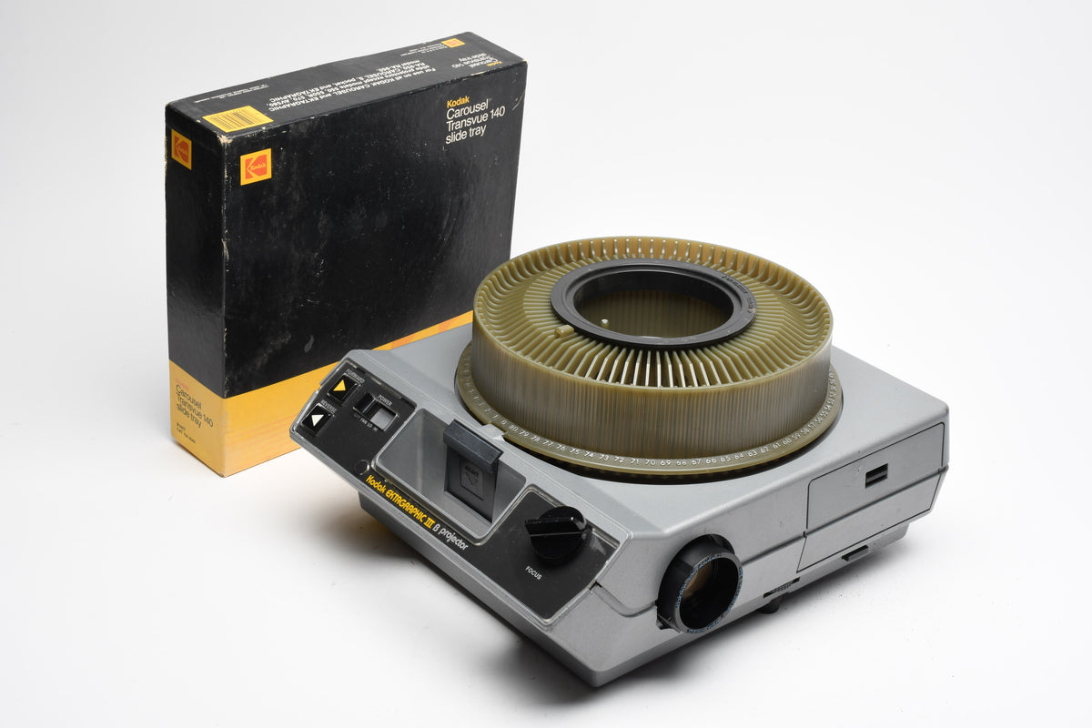 Kodak Ektagraphic III B Carousel Projector, Lens, Tray, Remote, Tested, Great!