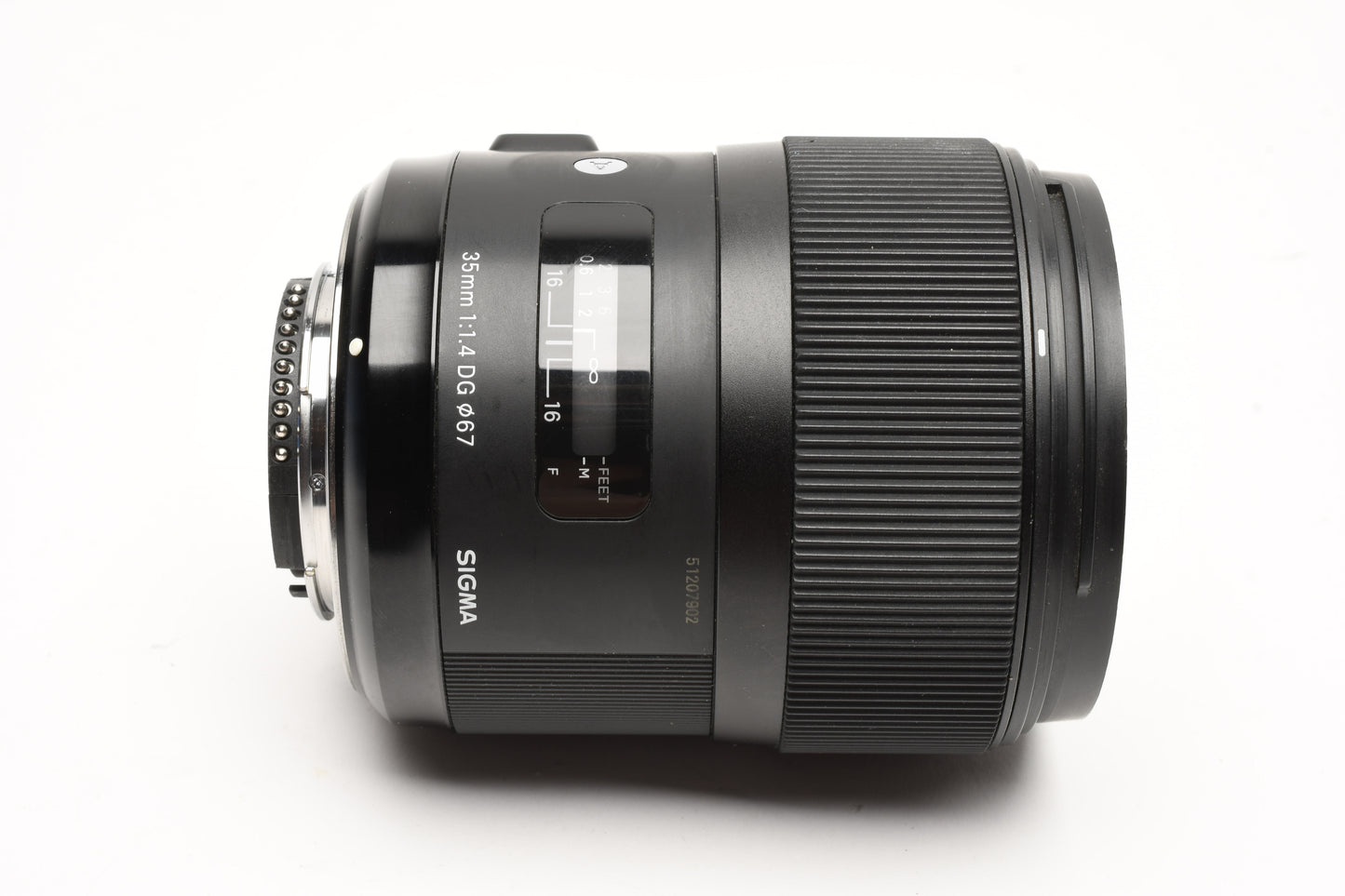 Sigma 35mm f1.4 DG Art lens for Nikon AF, Caps +Zeiss UV, Sharp!