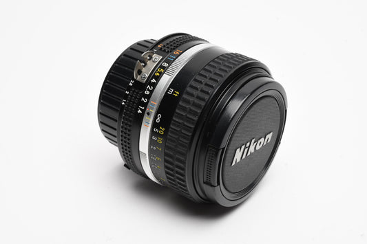 Nikon Nikkor 50mm f1.4 AI-S Prime lens, caps, sharp! Great prime lens