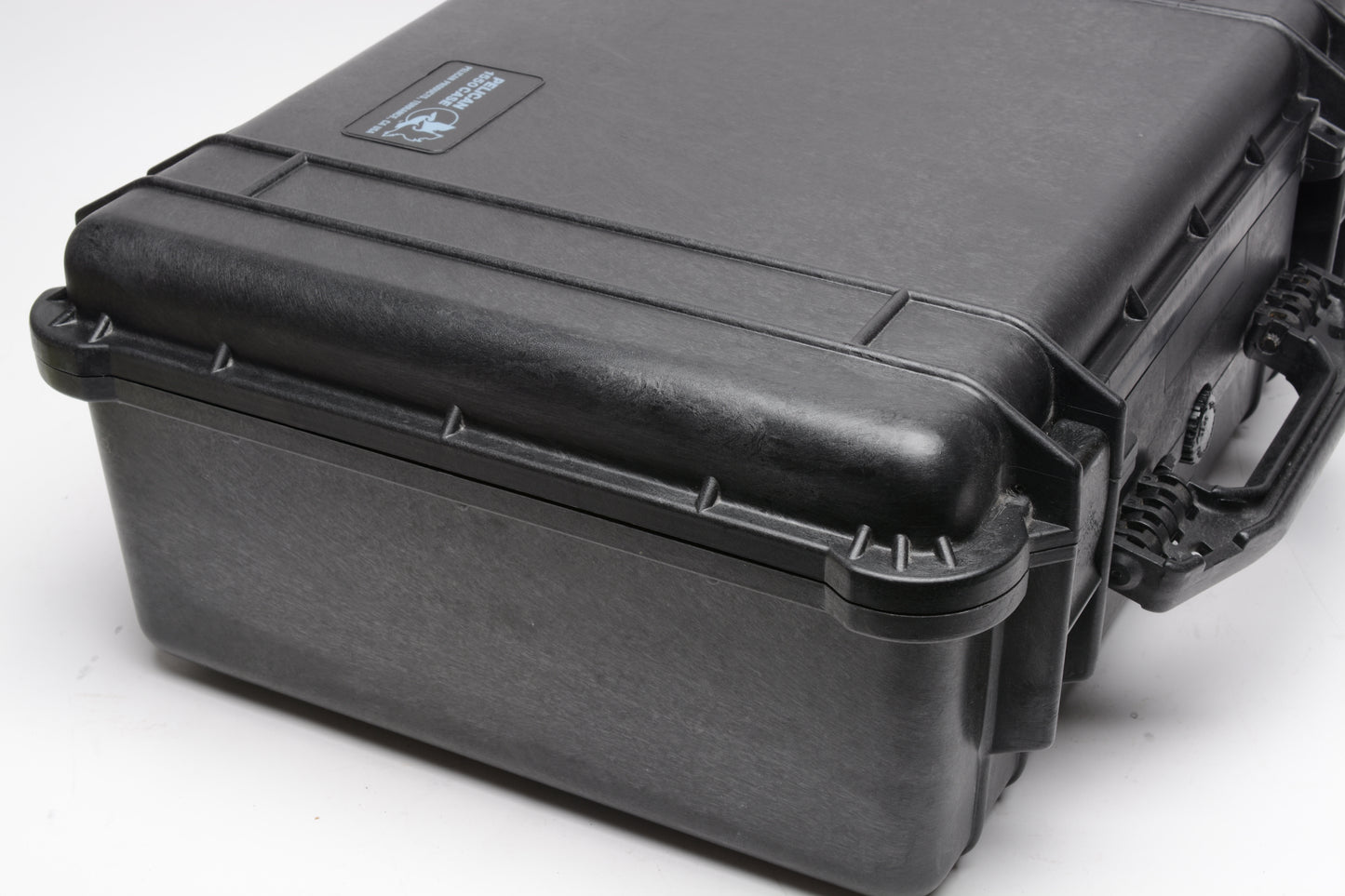 Pelican 1550 Weatherproof case w/insert/dividers, Great! Clean