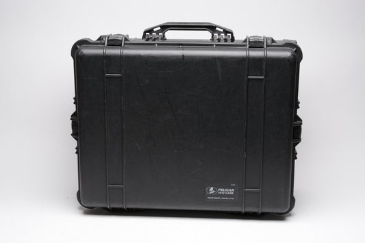 Pelican 1610 Weatherproof Rolling case w/insert/dividers, Great! Clean