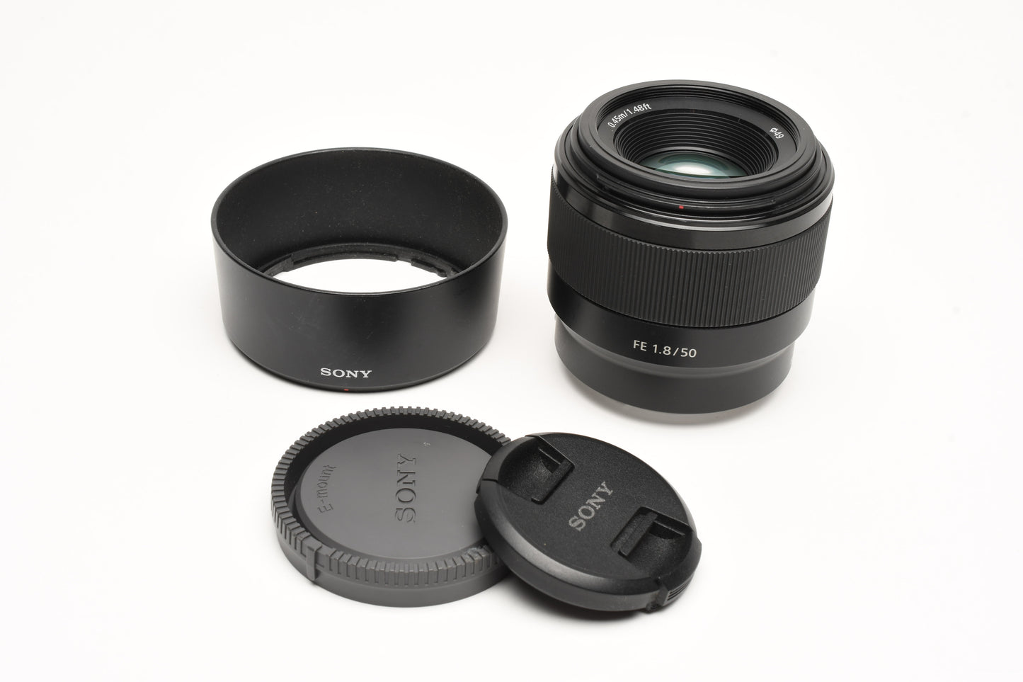 Sony 50mm f1.8 FE SEL50F18F Prime lens, Hood, Sharp!