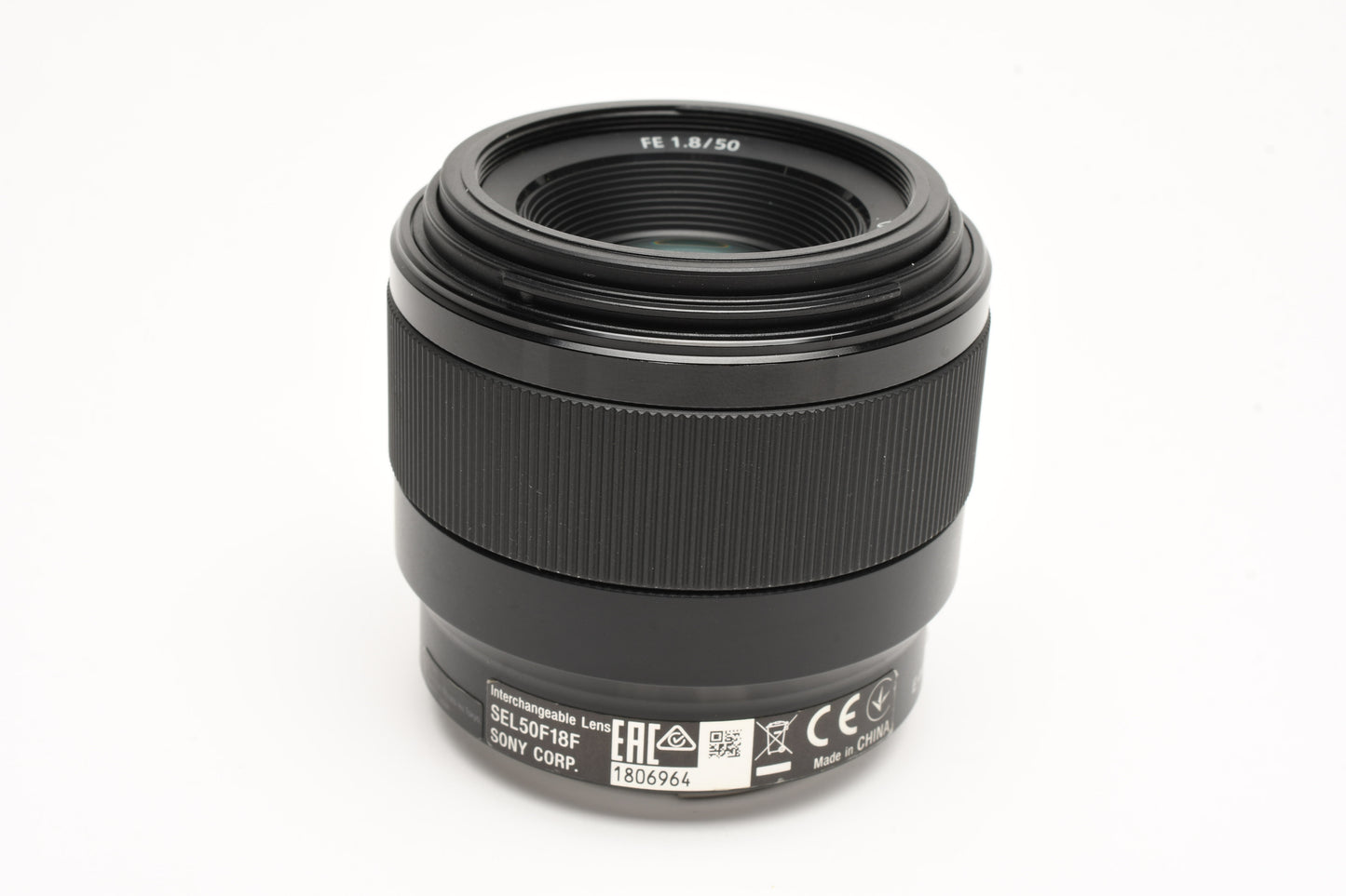 Sony 50mm f1.8 FE SEL50F18F Prime lens, Hood, Sharp!