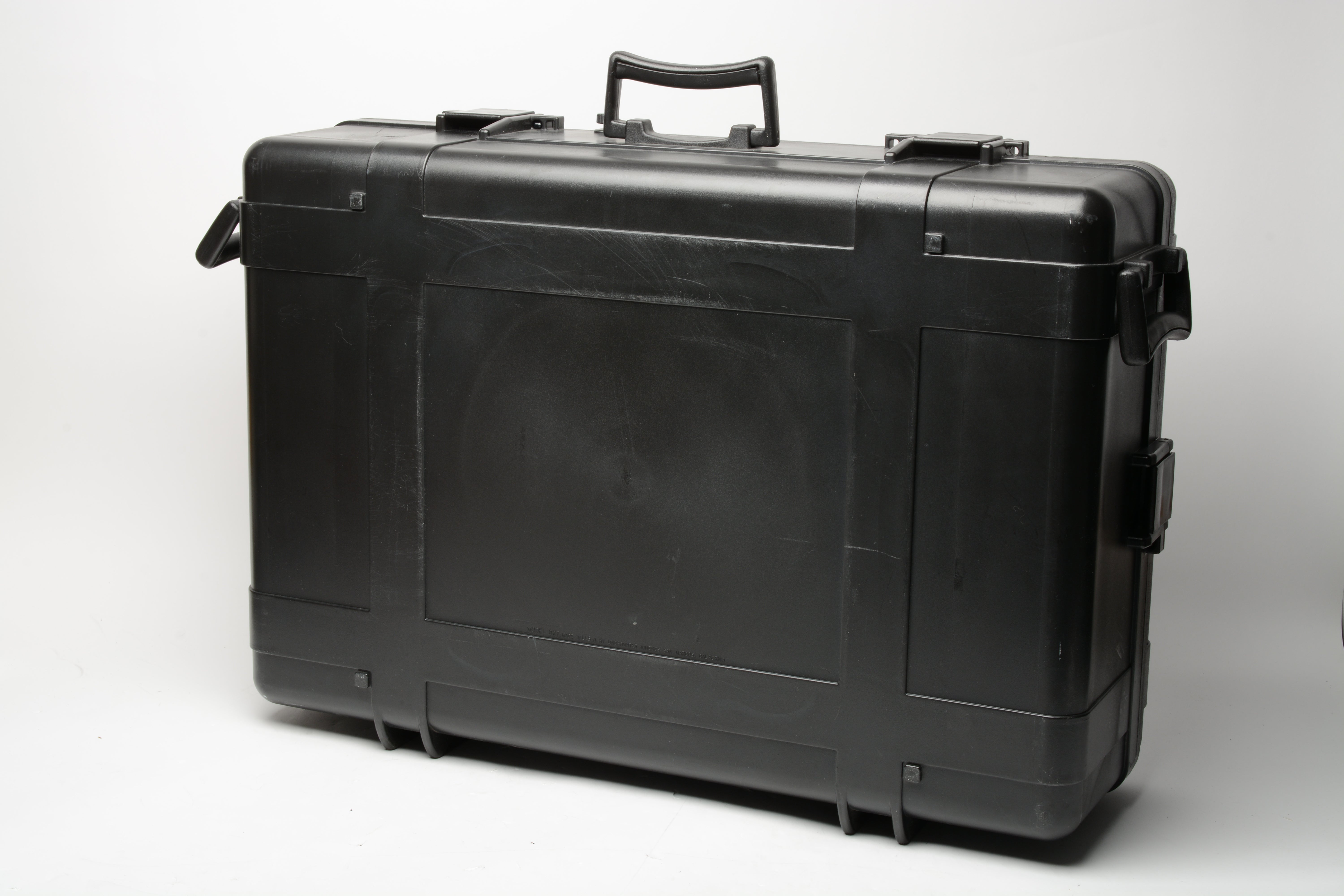 Underwater Kinetics Tundra Case 27