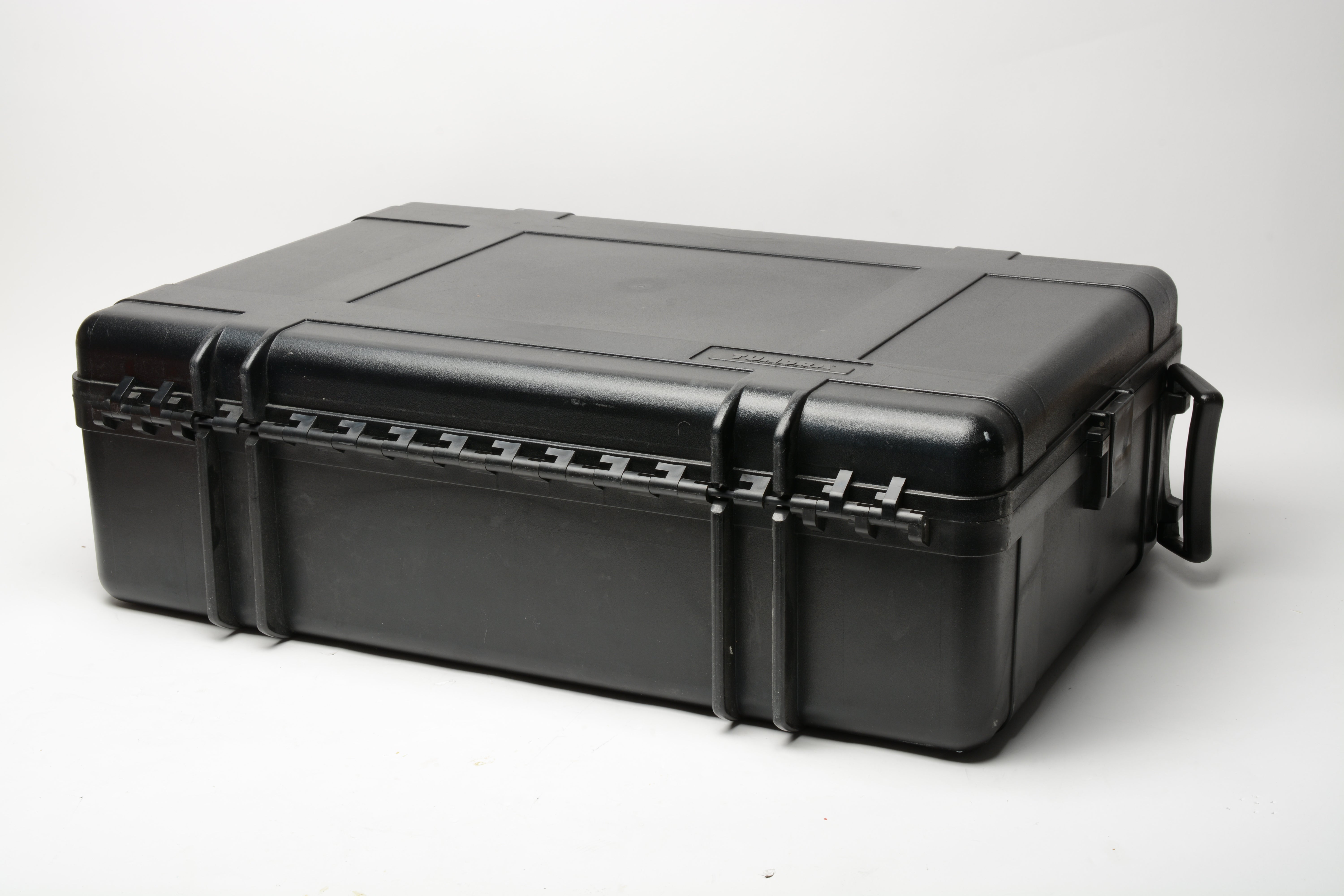 Underwater Kinetics Tundra Case 27